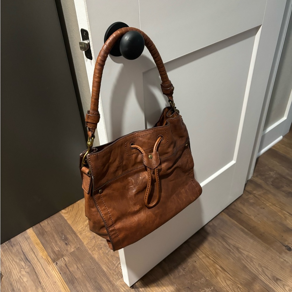 Frye cognac